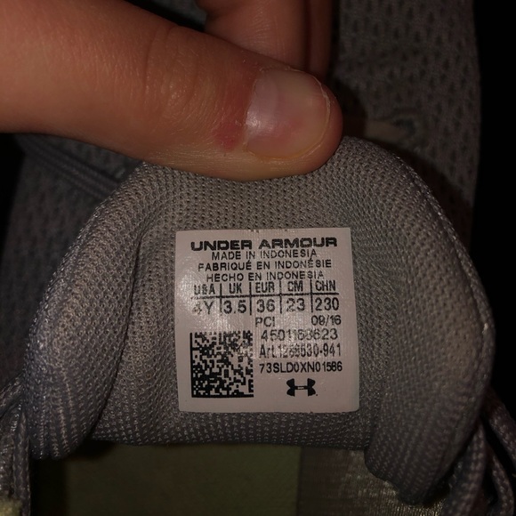 Underarmour  sneakers - Picture 6 of 6
